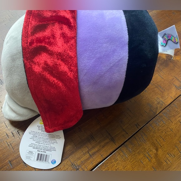 •NWT•Squishmallows Tally the Vampire Cat 8” Halloween Plush - Picture 5 of 9